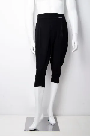 Black Capri Trouser