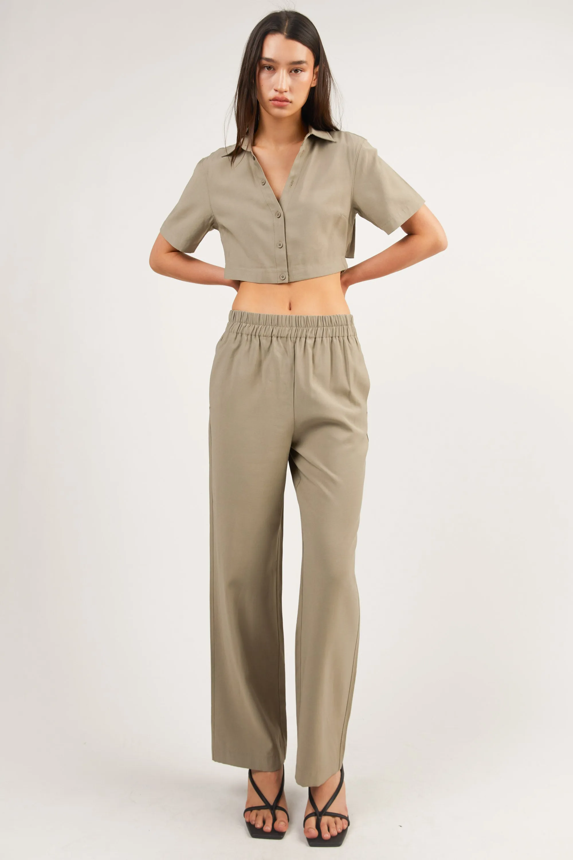 ELASTIC WAIST STRAIGHT LEG PANT