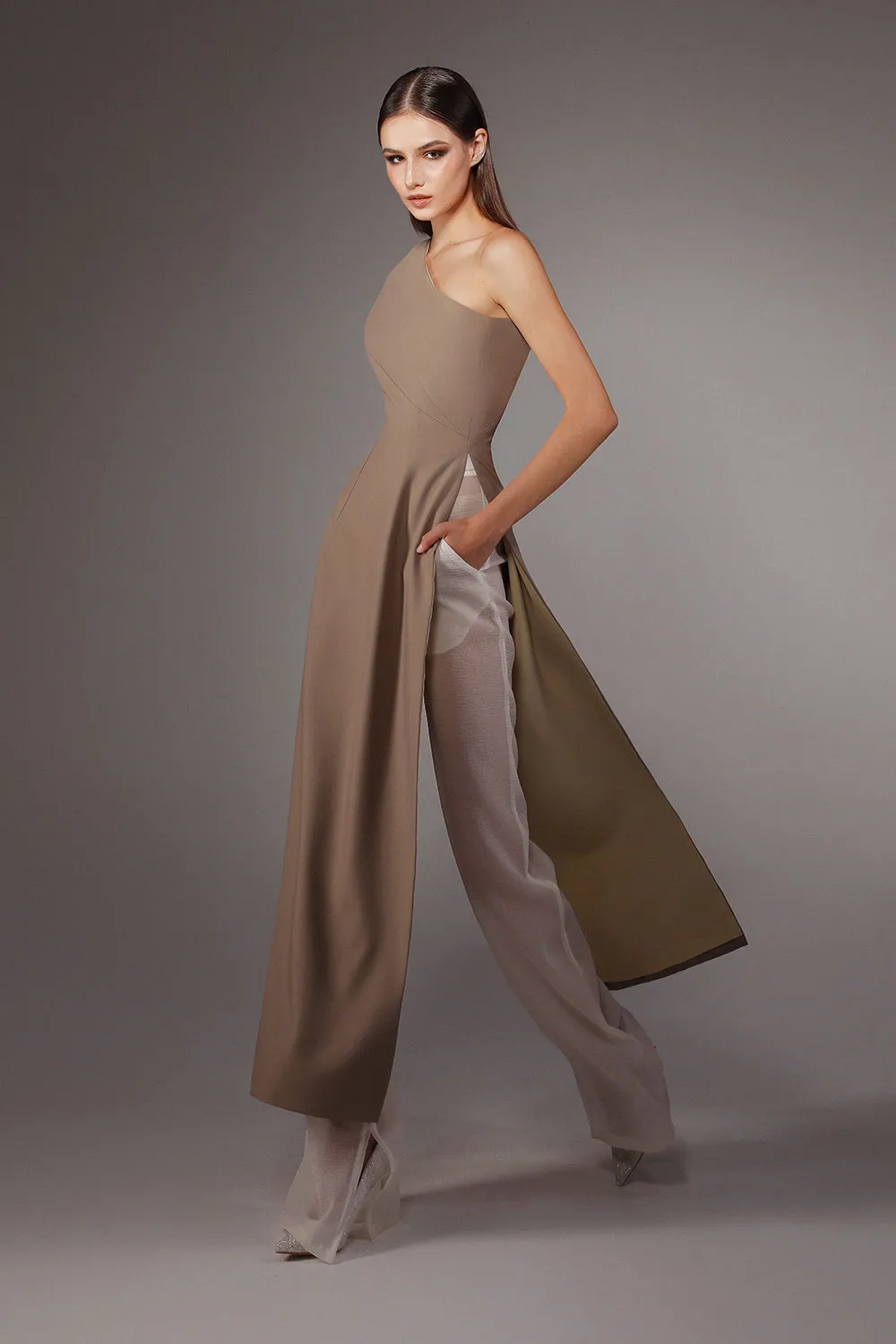 Swirling A-line One Shoulder Wool Cotton Floor Length Ao Dai